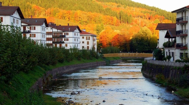 Doneztebe_Santesteban_Navarra_rio